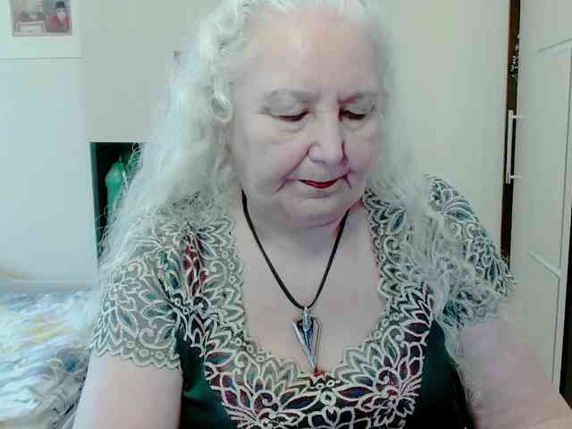 GrannyWants webcam