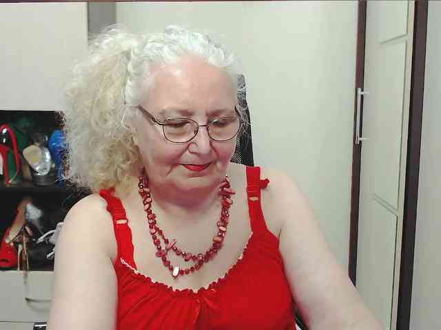 GrannyWants webcam