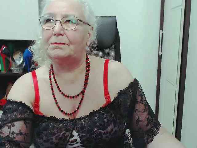 GrannyWants webcam