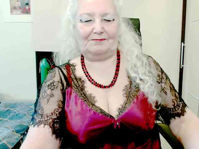 GrannyWants webcam