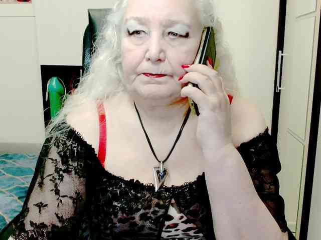 GrannyWants webcam