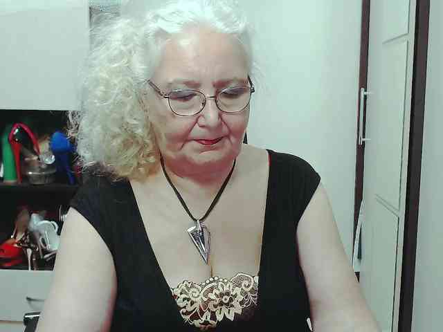 GrannyWants webcam