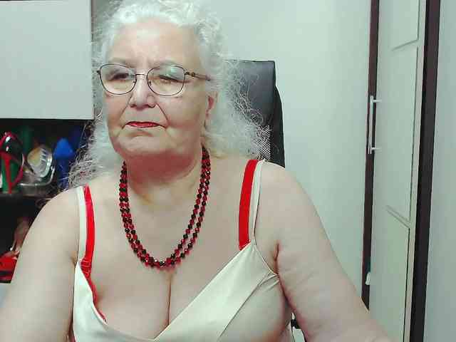 GrannyWants webcam