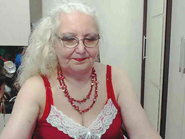 GrannyWants webcam