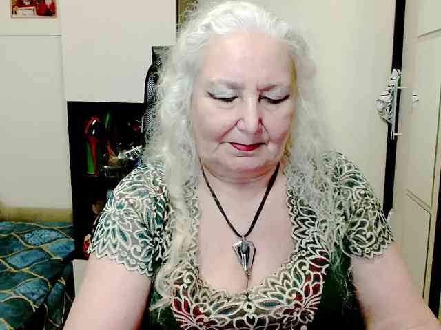 GrannyWants webcam