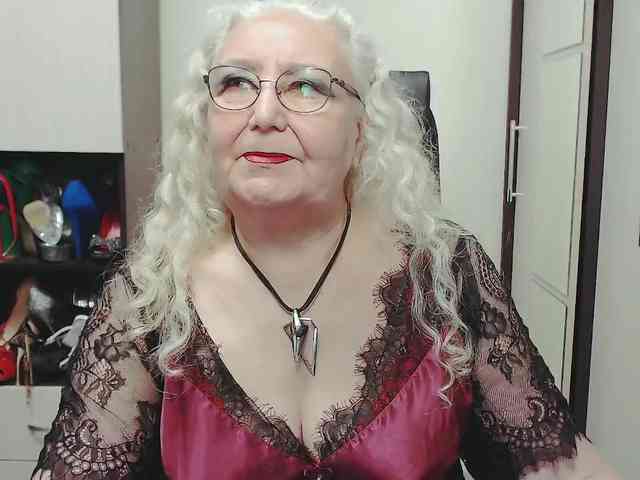 GrannyWants webcam
