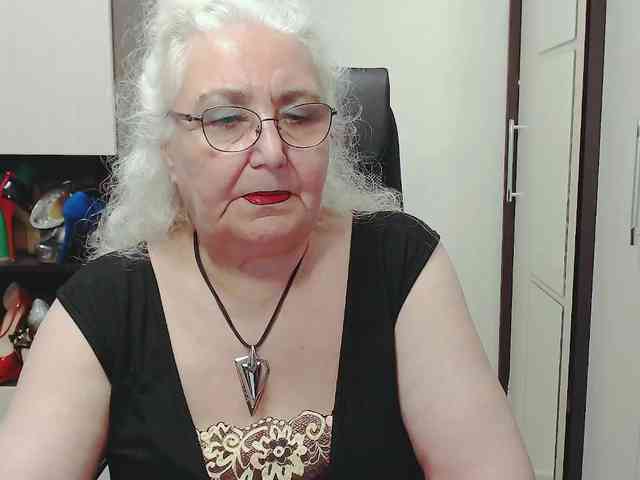 GrannyWants webcam
