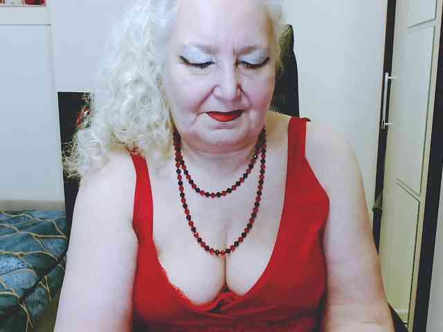 GrannyWants webcam