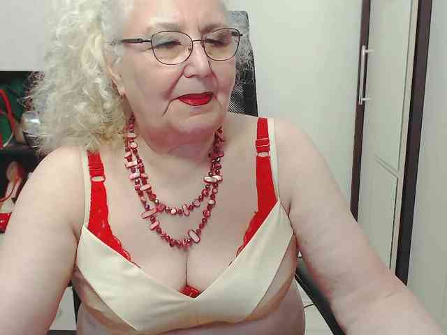 GrannyWants webcam