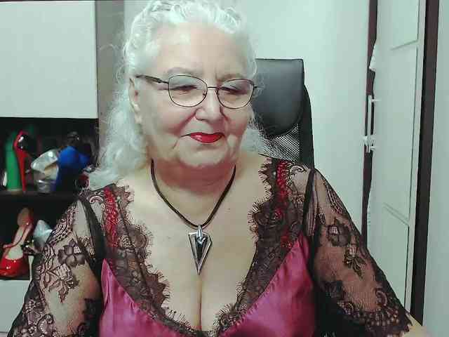 GrannyWants webcam