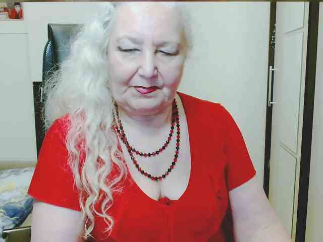 GrannyWants webcam