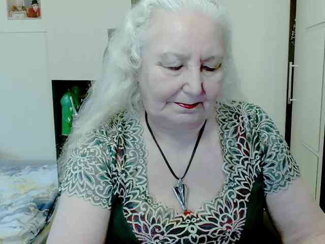 GrannyWants webcam