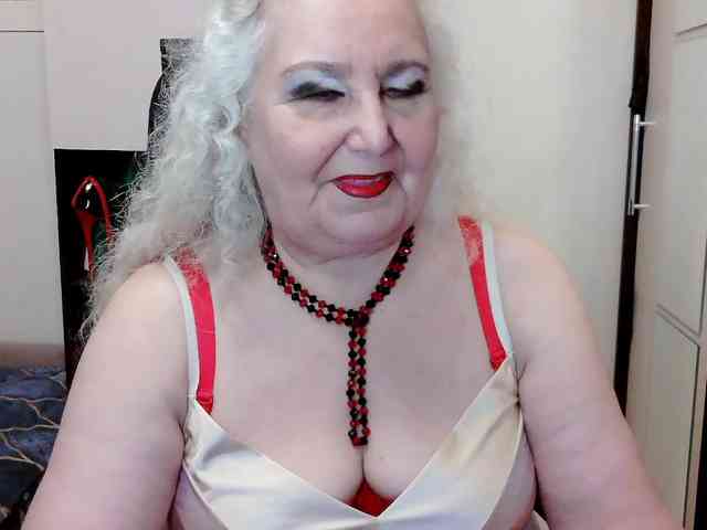GrannyWants webcam