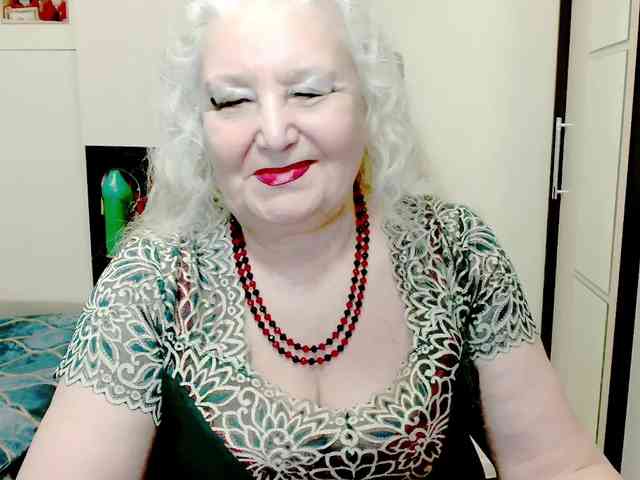 GrannyWants webcam
