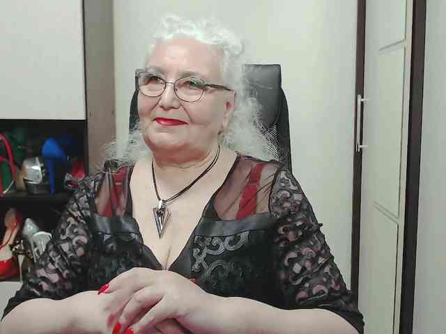 GrannyWants webcam