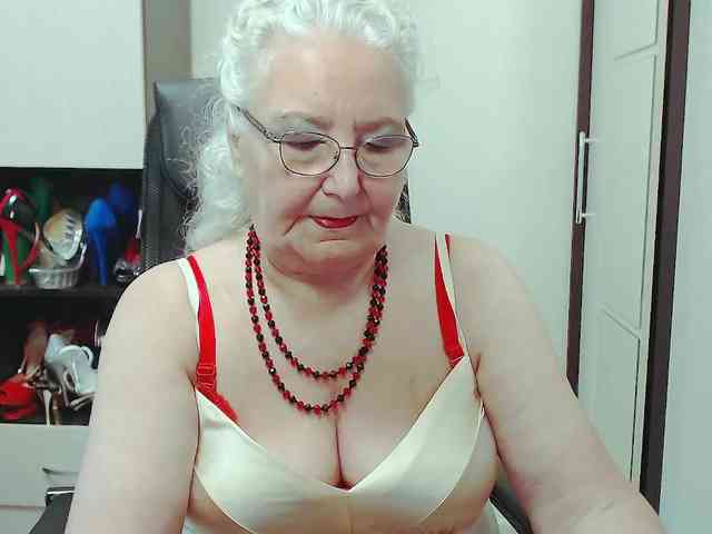 GrannyWants webcam