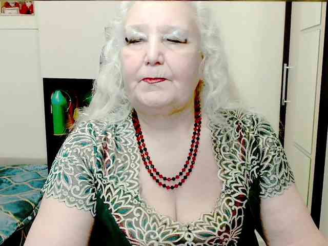 GrannyWants webcam