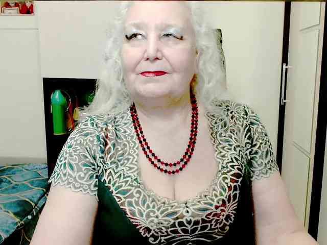 GrannyWants webcam