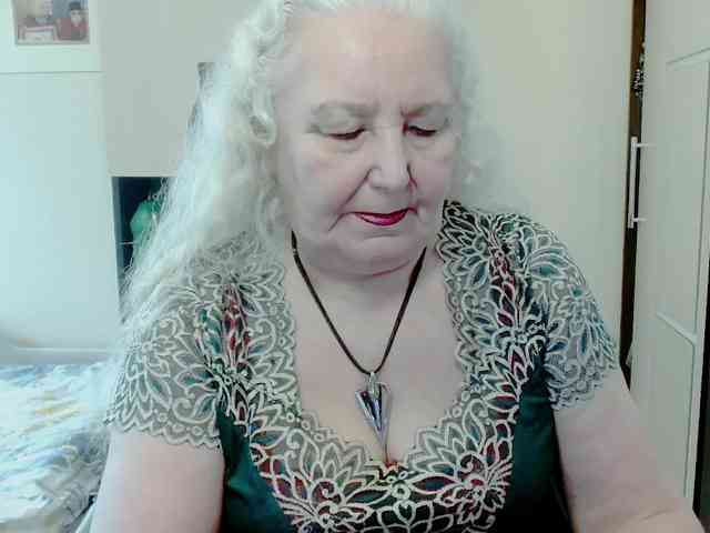 GrannyWants webcam