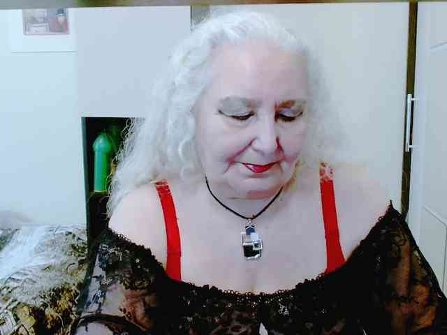 GrannyWants webcam