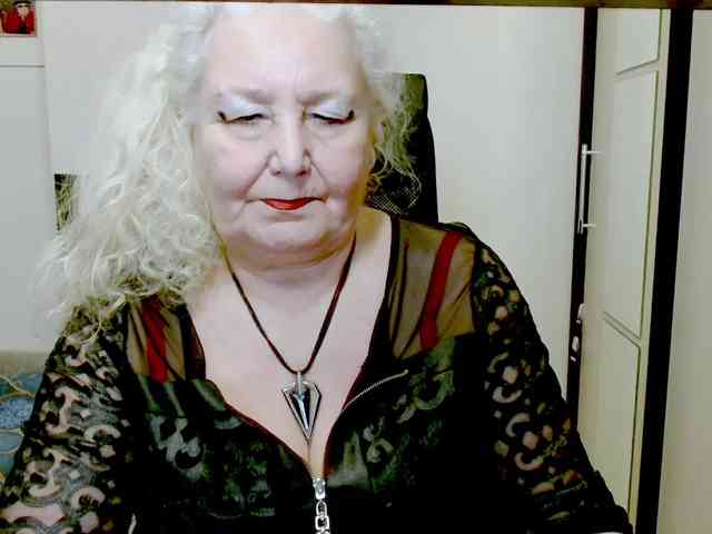 GrannyWants webcam