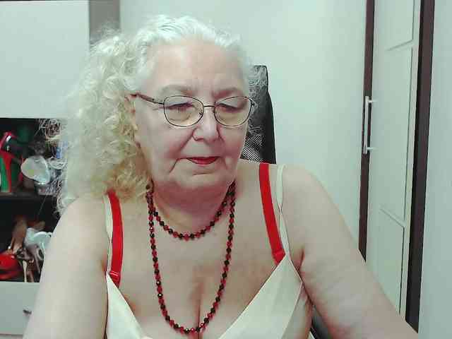 GrannyWants webcam