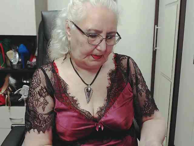 GrannyWants webcam