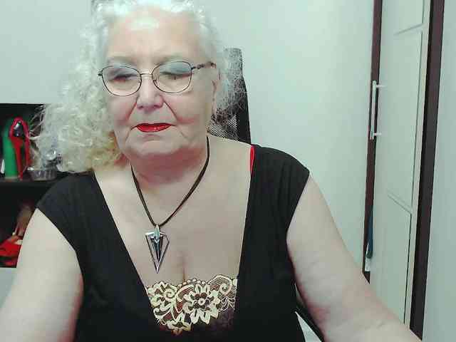 GrannyWants webcam