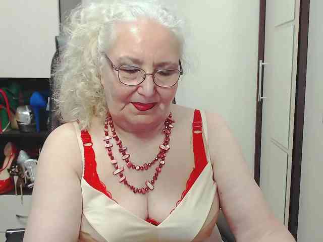 GrannyWants webcam