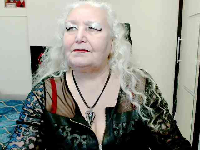 GrannyWants webcam