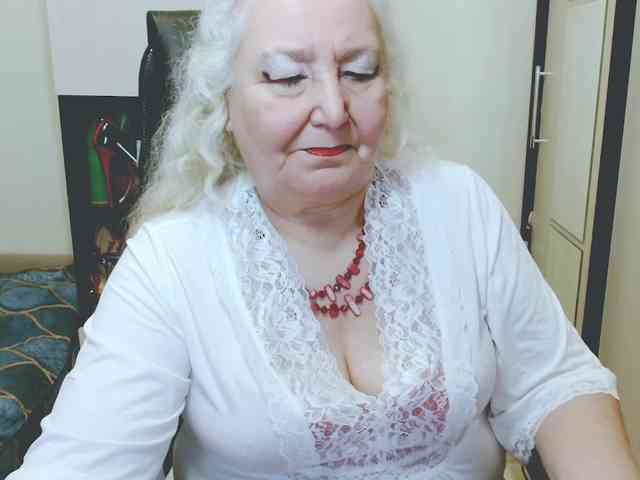 grannywants Live Webcam on BongaCams
