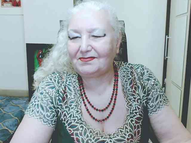 GrannyWants webcam