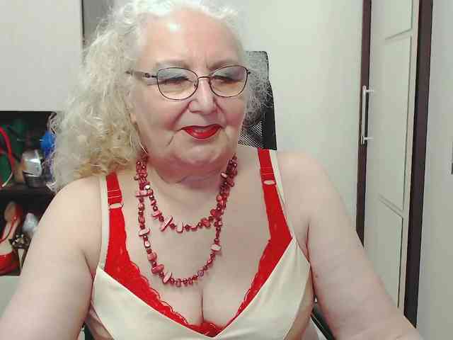 GrannyWants webcam