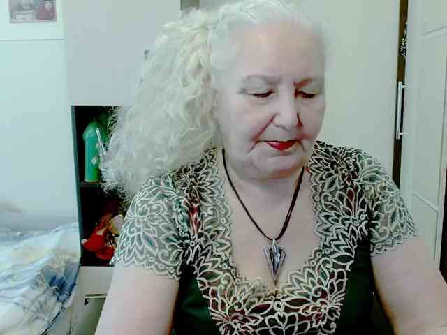 GrannyWants webcam