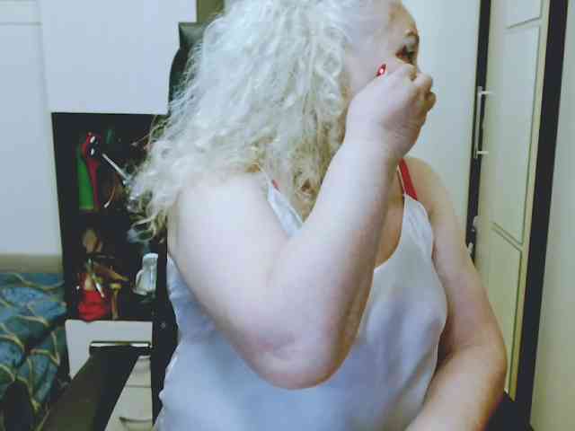 GrannyWants webcam