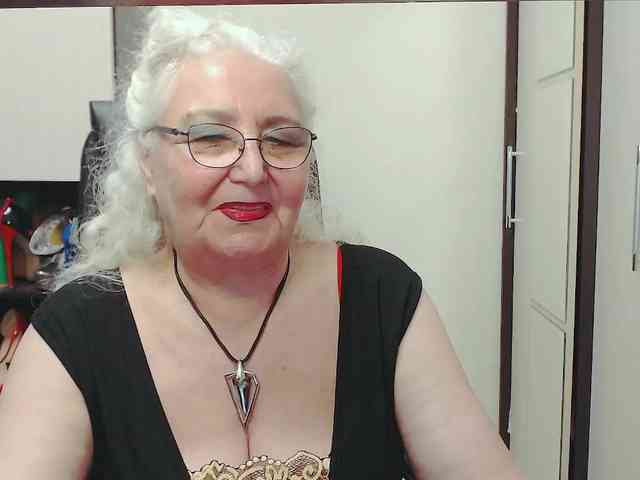 GrannyWants webcam
