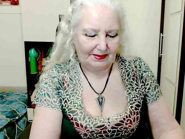 GrannyWants webcam