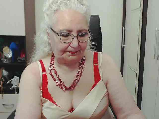 GrannyWants webcam