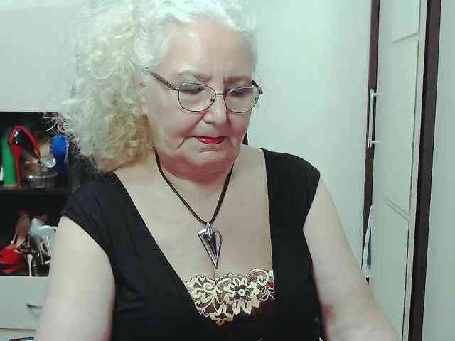 GrannyWants webcam