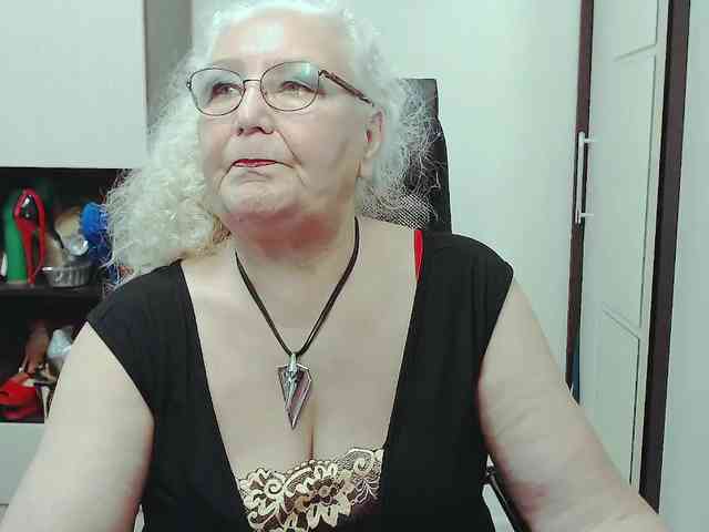GrannyWants webcam