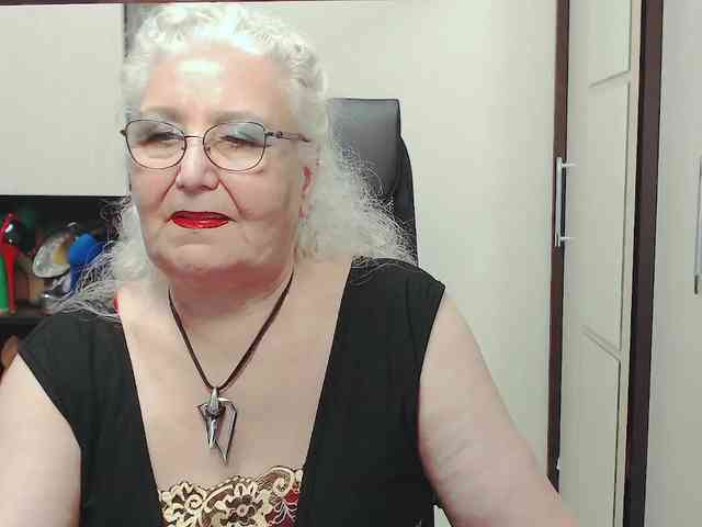 GrannyWants webcam