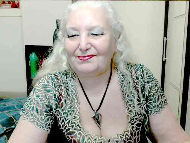 GrannyWants webcam