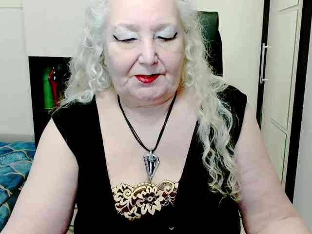 GrannyWants webcam