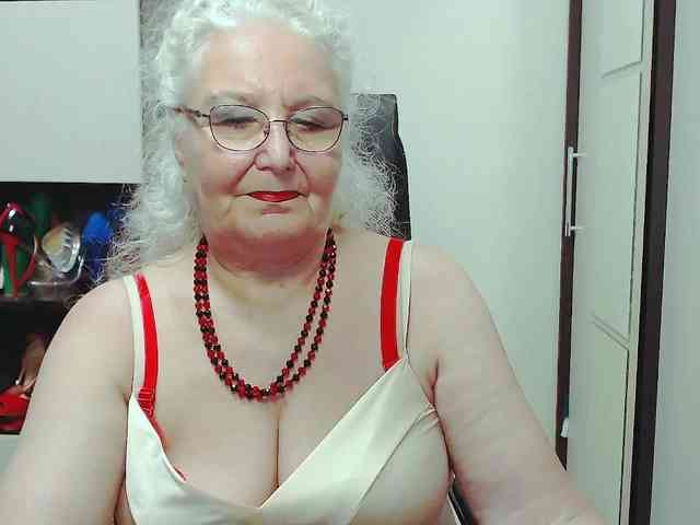 GrannyWants webcam