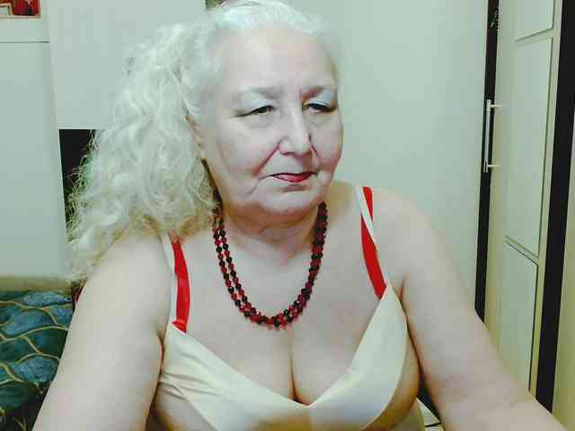 GrannyWants webcam