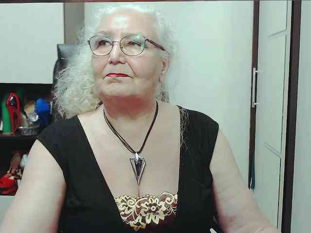 GrannyWants webcam