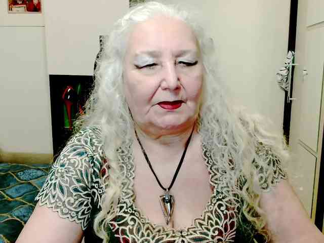 GrannyWants webcam