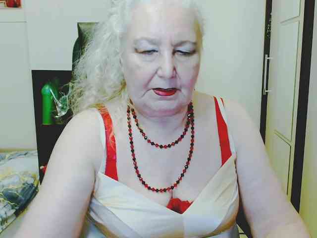 grannywants Live Webcam on BongaCams