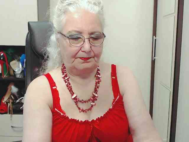 GrannyWants webcam