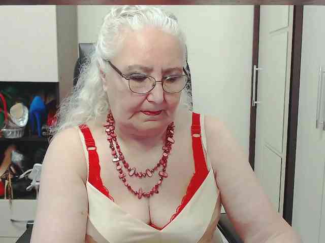 GrannyWants webcam